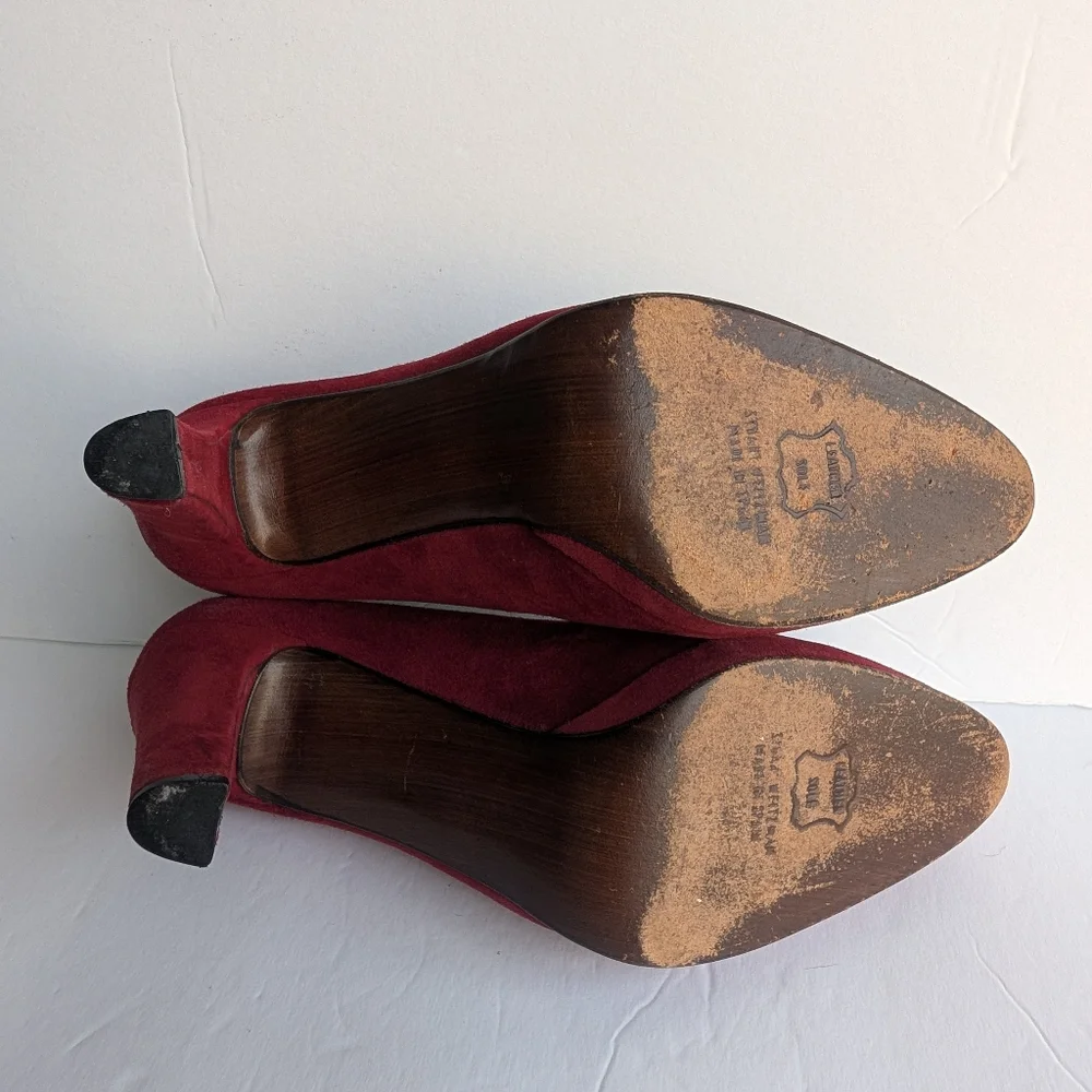 Stuart Weitzman Burgundy Suede Heels Size 8